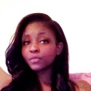 Meet your Posher, Aura