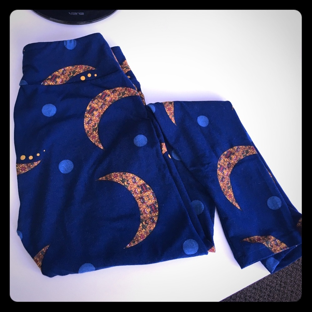Lularoe OS Leggings Navy with Moons & Polka Dots