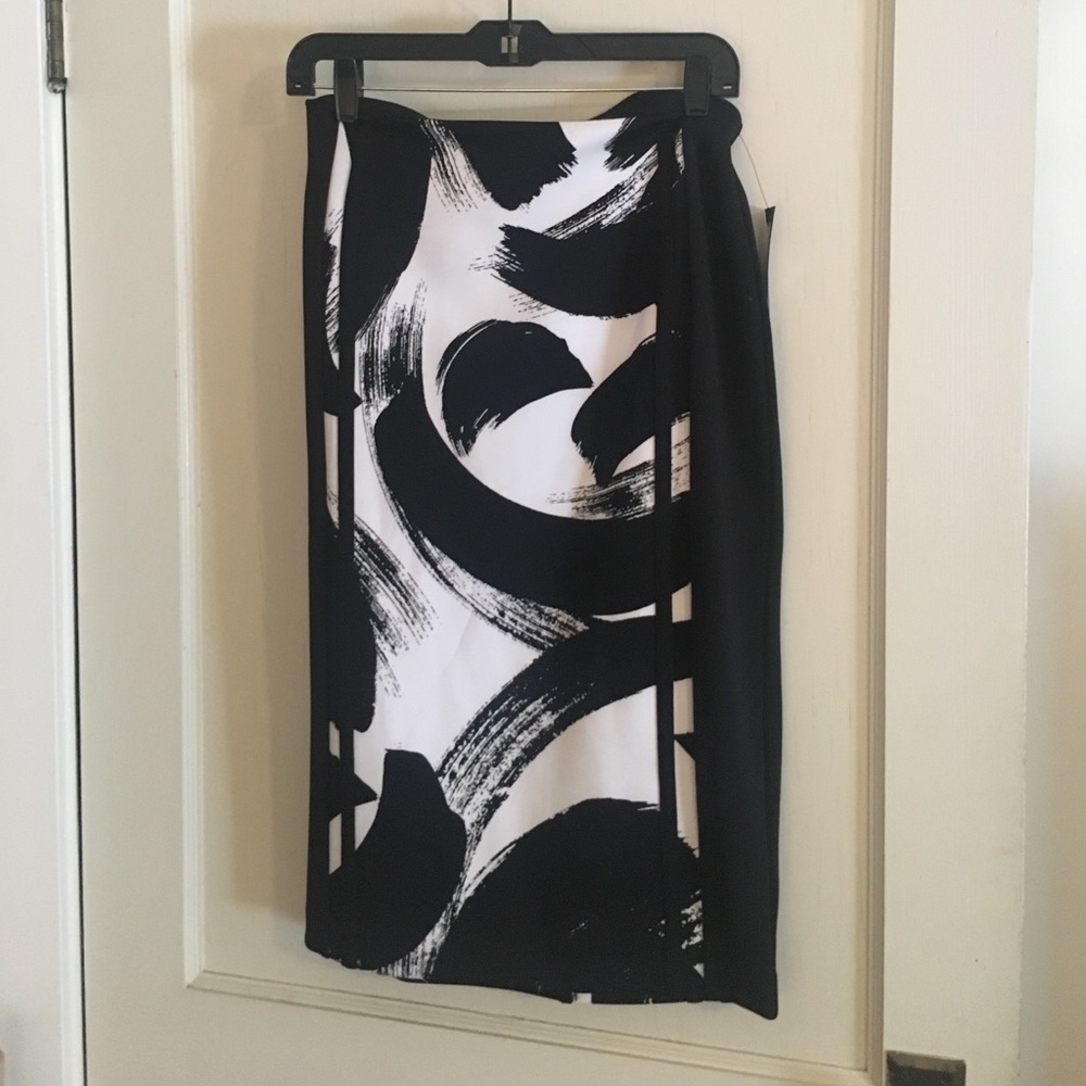 High waist pencil skirt