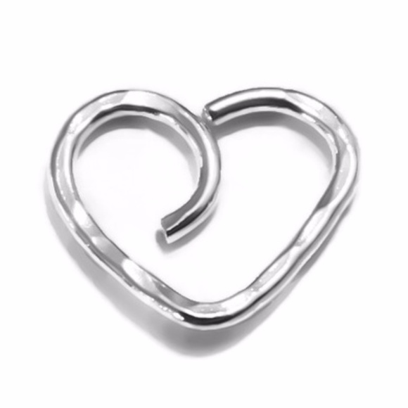 925 sterling silver textured hammered heart shaped daith cartilage hoop earring - Picture 2 of 8