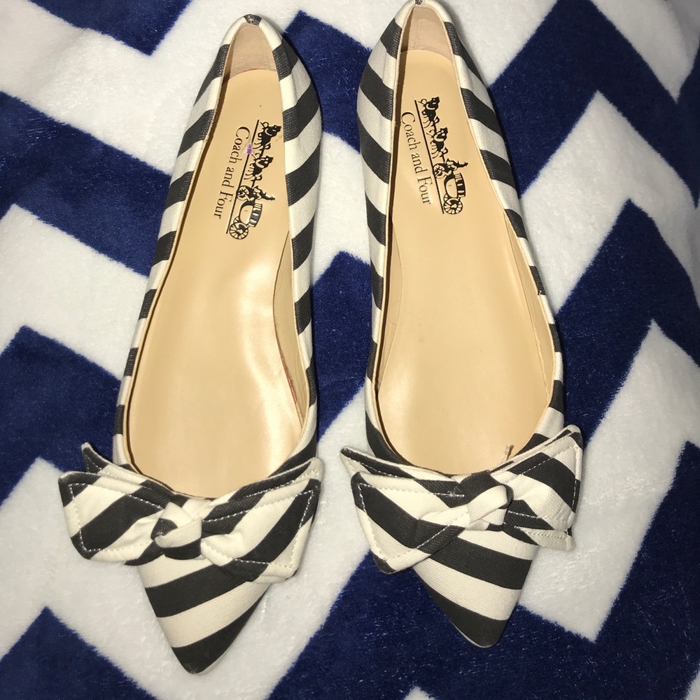 COACH & FOUR flats