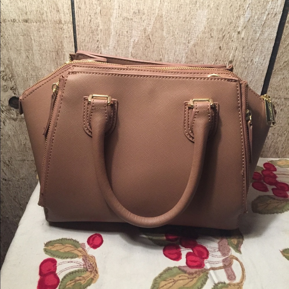 Steve Madden purse