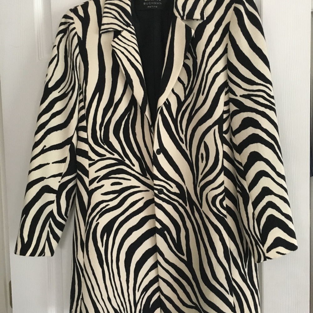 Dana Buckman long blazer