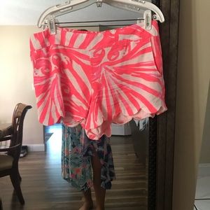 EUC Lilly Pulitzer Dahlia Shorts