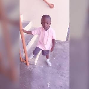 Meet your Posher, Raenell