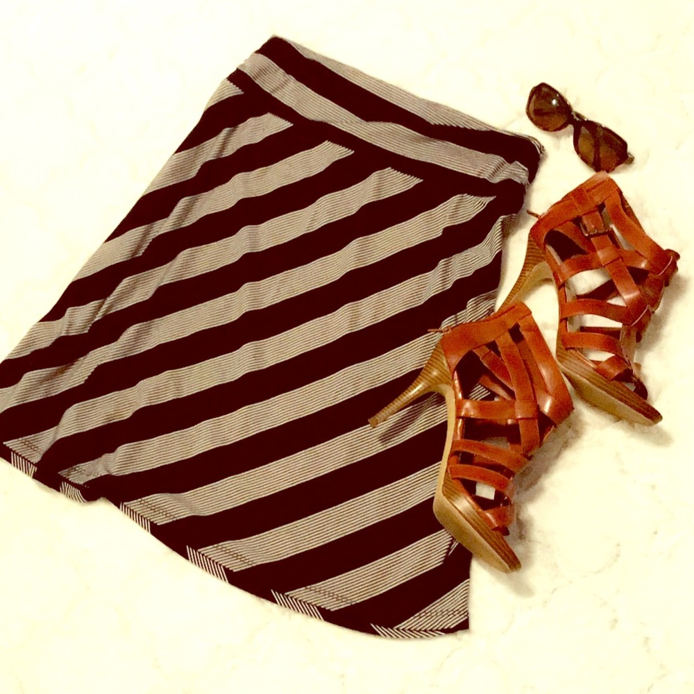 Black snd White Striped Skirt