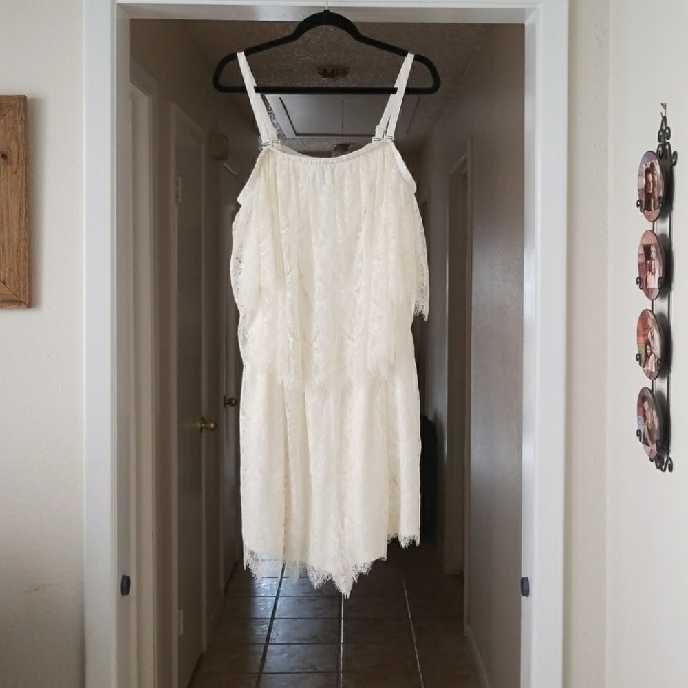 Torrid insider off white lace romper