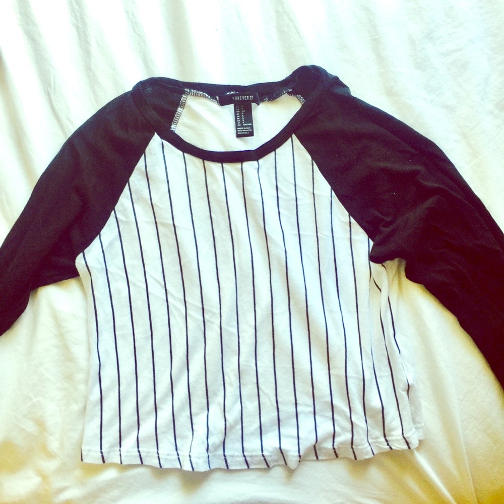 🚫SOLD🚫 Baseball striped crop top