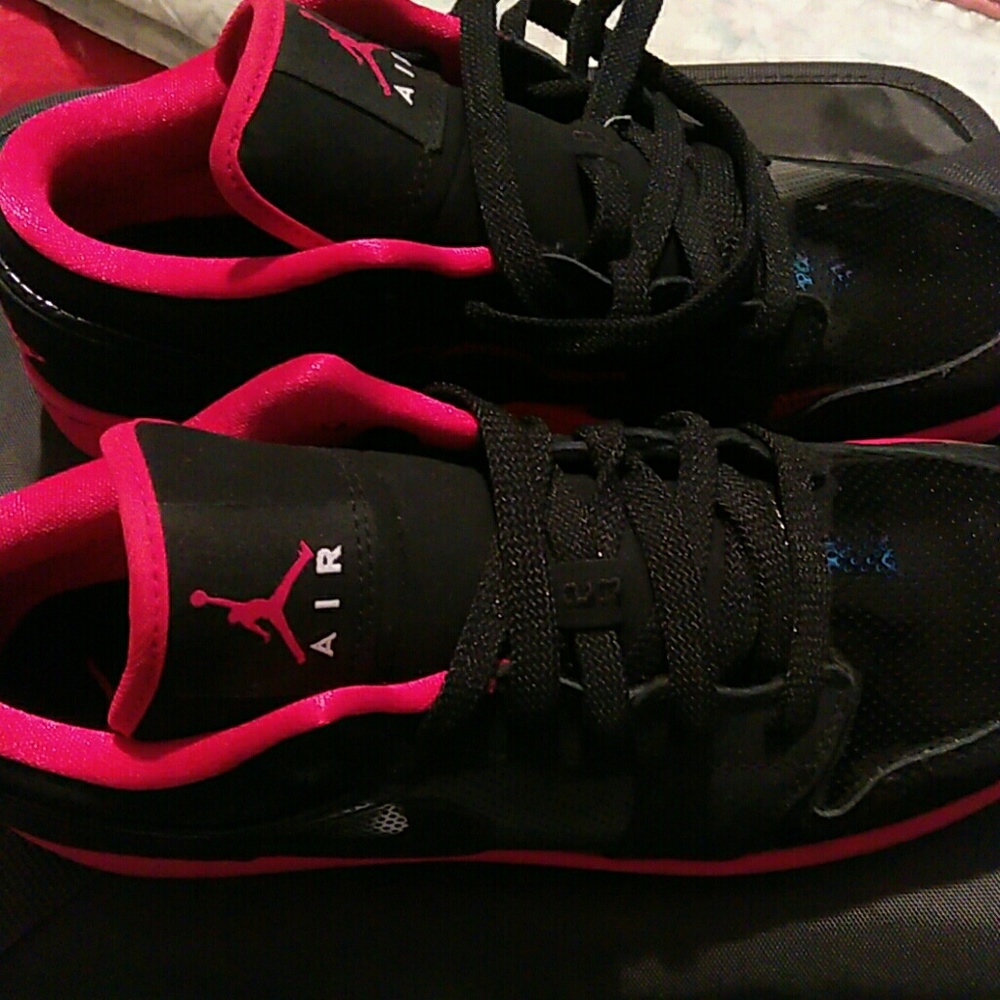 Air Jordan 1 Low GS Black Cherry