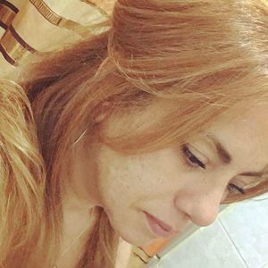 Meet your Posher, Iris