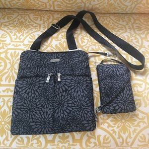 Baggalini Horizon Crossbody Bag