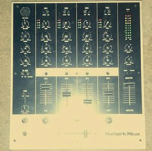 Numark M6 USB Audio Mixer
