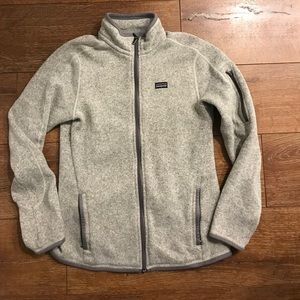 Heather grey Patagonia jacket
