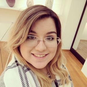 Meet your Posher, Marilyn