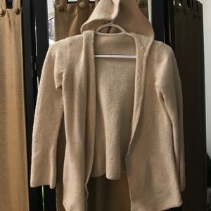 Warm Sweater/cardigan