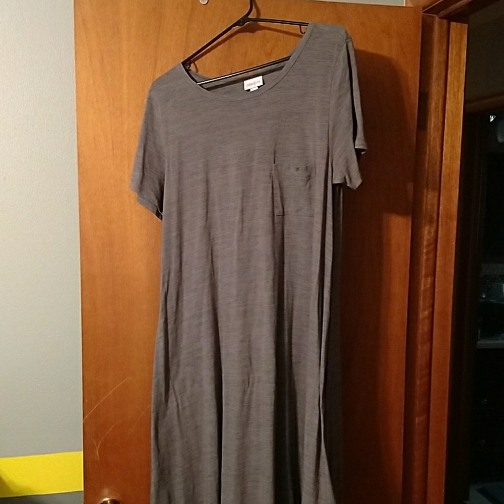 Lularoe gray large carly, black micro stripe
