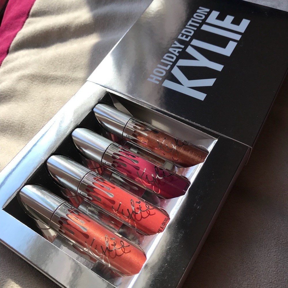 💢 BRAND NEW 💢 KYLIE H/EDITION