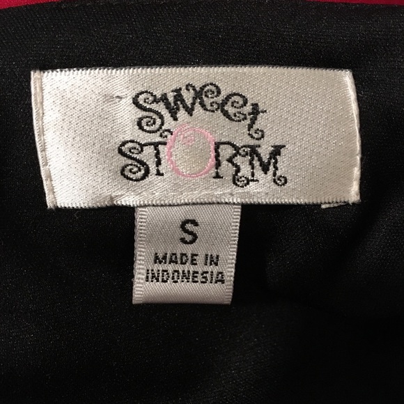 Dress - Picture 2 of 2