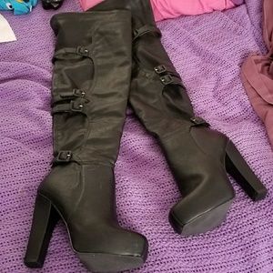 Womens thigh high Bakers "Lafayette" boots 7