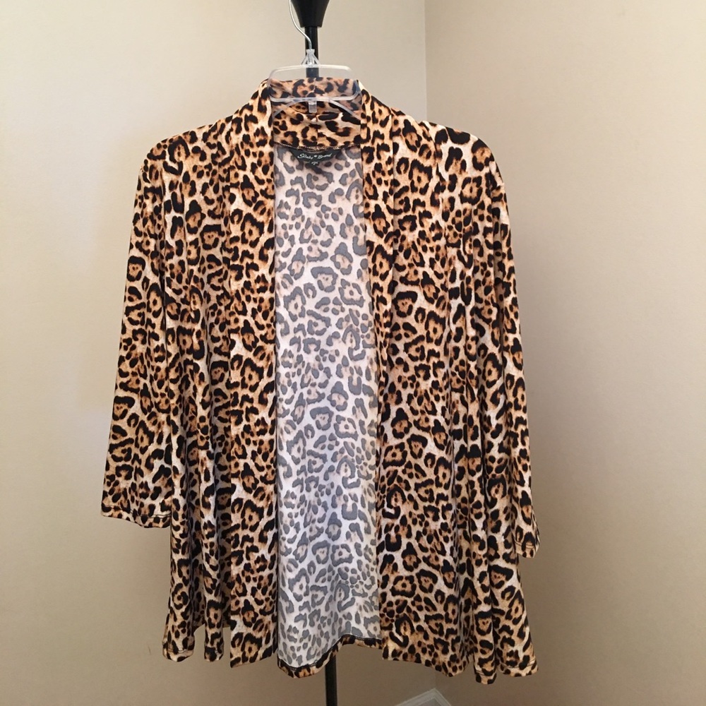 PERFECT OVER TUNIC OR TANK LIGHT WEIGHT