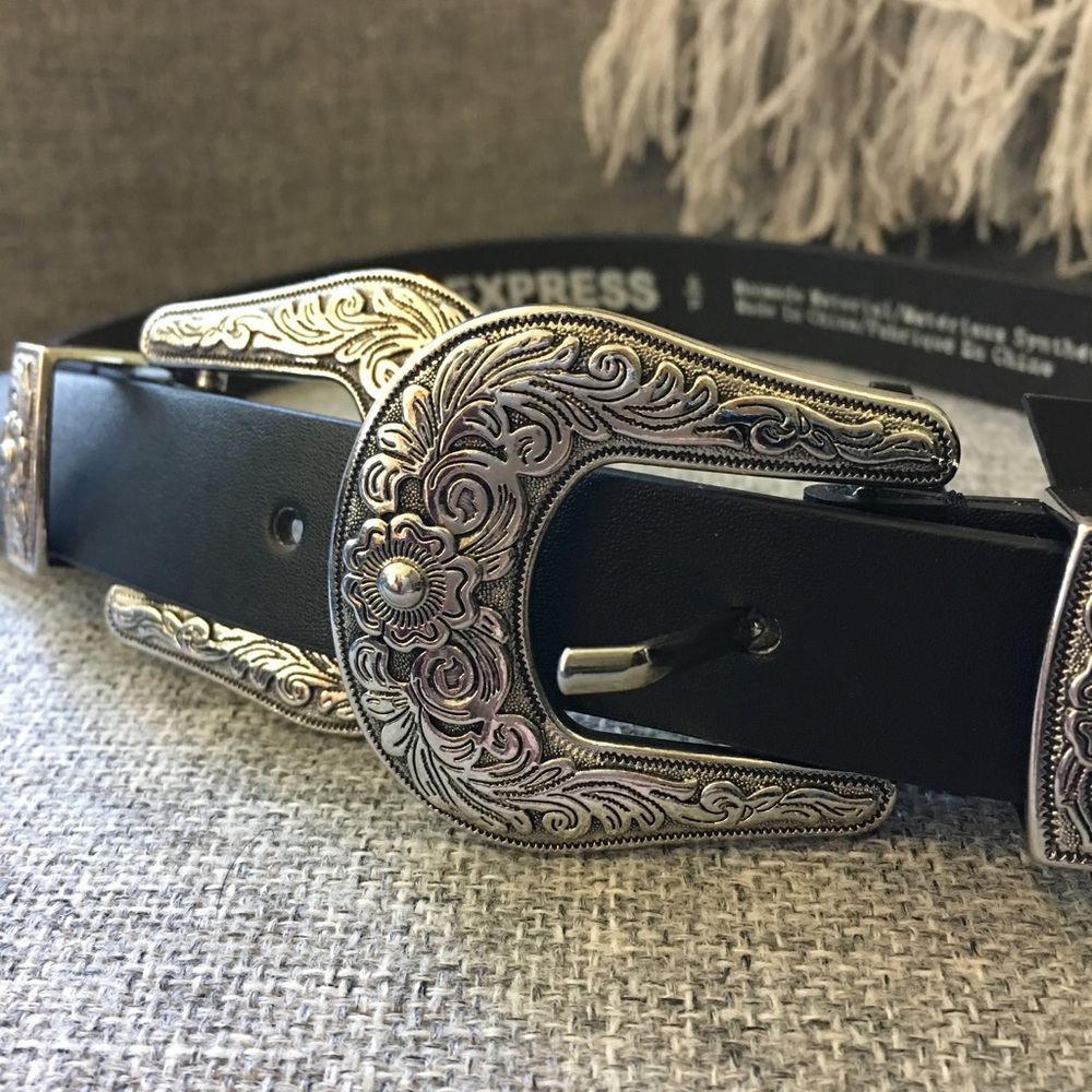 Express fashion belt