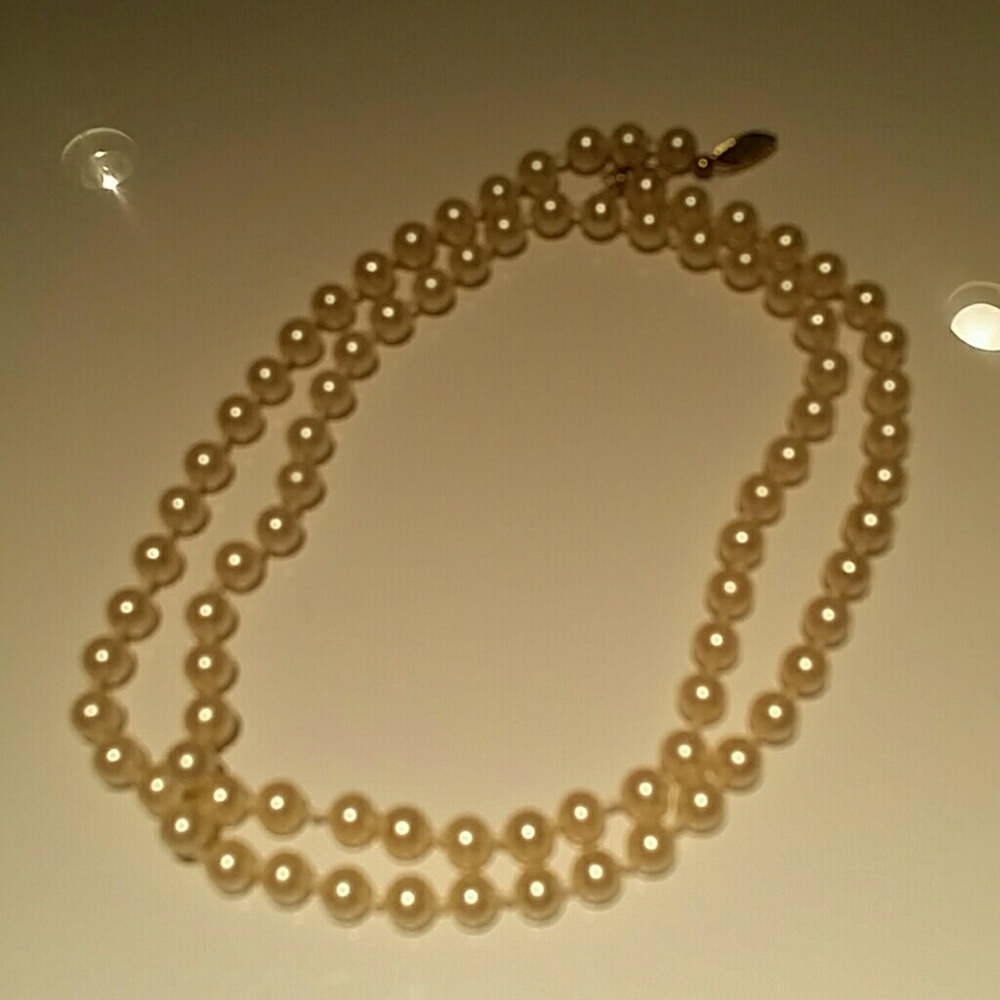 Pearl necklace
