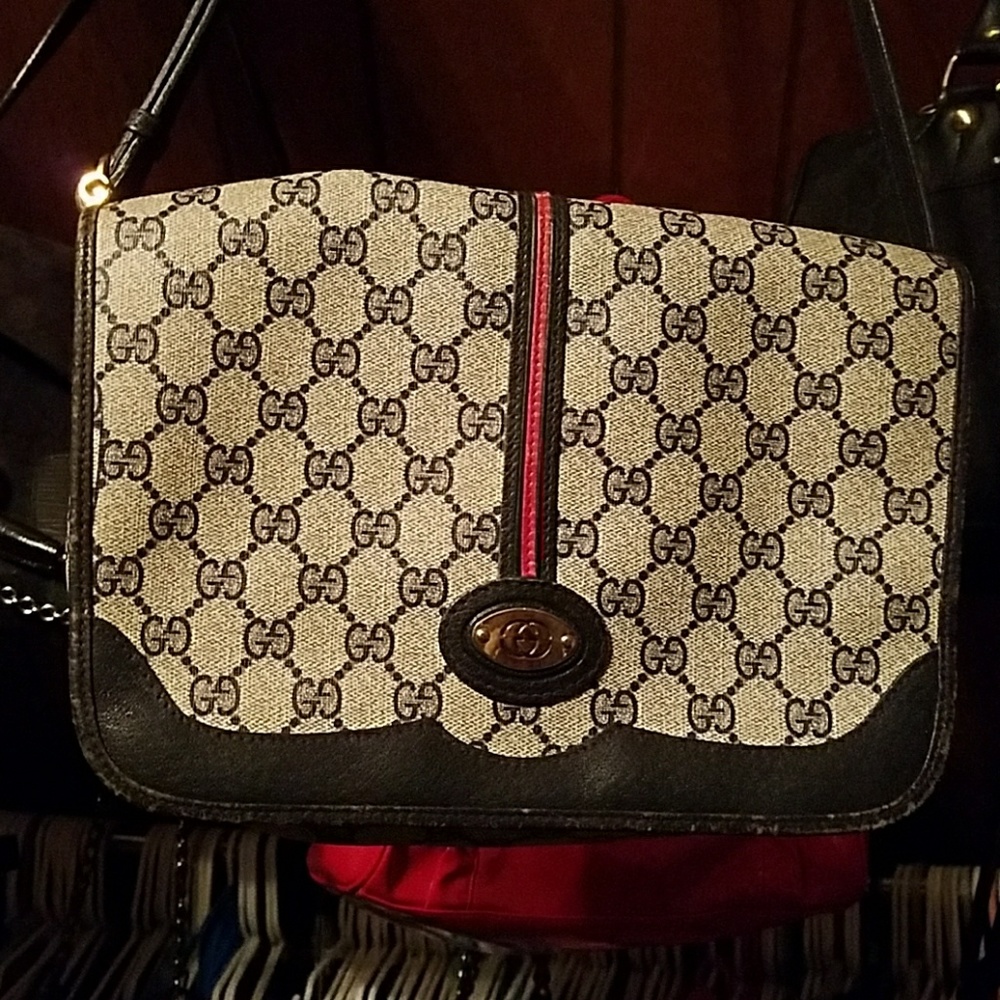 Authentic Gucci crossbody