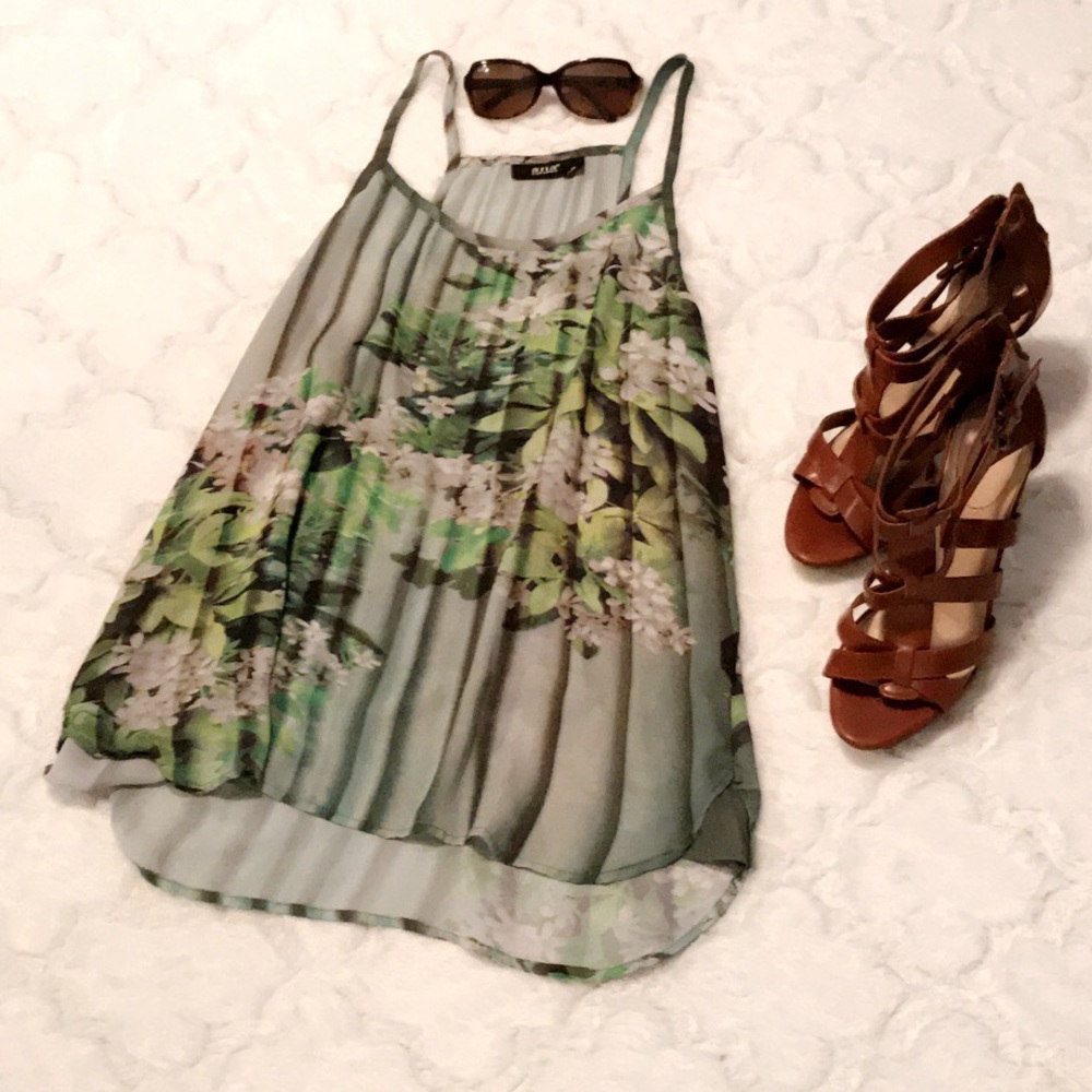 Floral Pleated Tank Top
