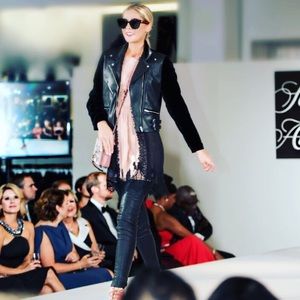 Meet your Posher, Hope