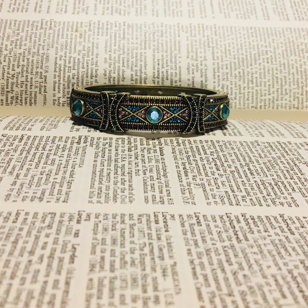 Heidi Daus three stone bangle bracelet