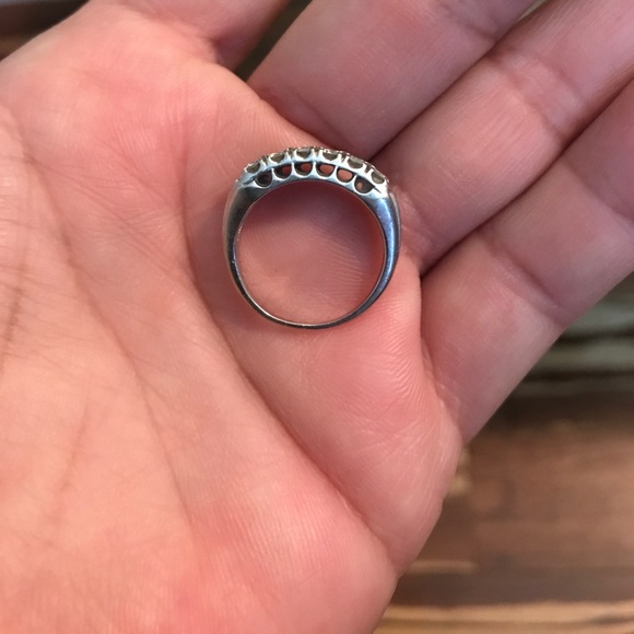 Diamond Ring - Picture 2 of 5