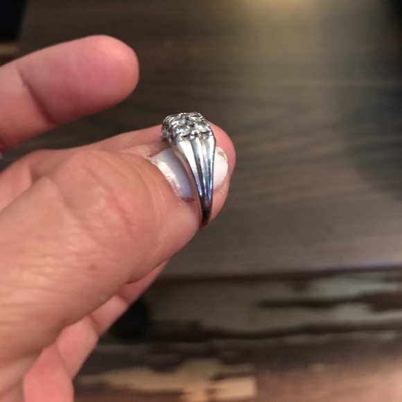 Diamond Ring - Picture 3 of 5