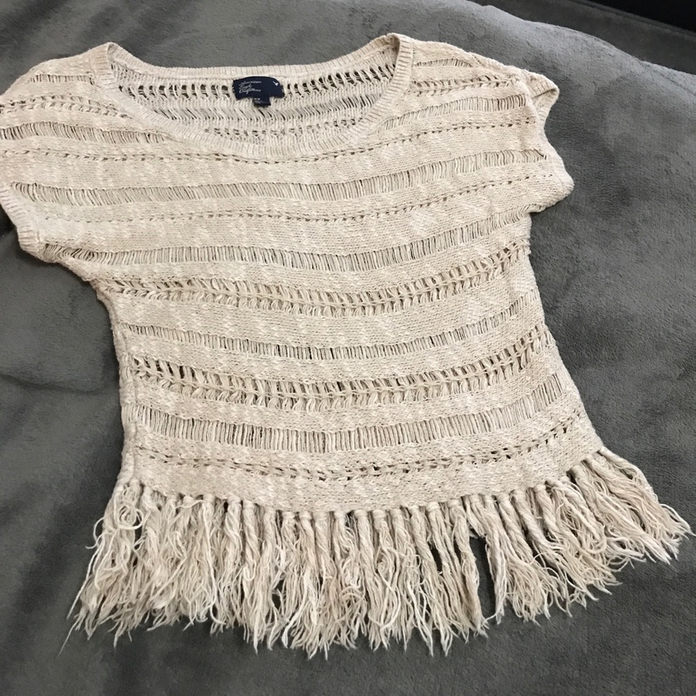 Beautiful flowy Lacey top