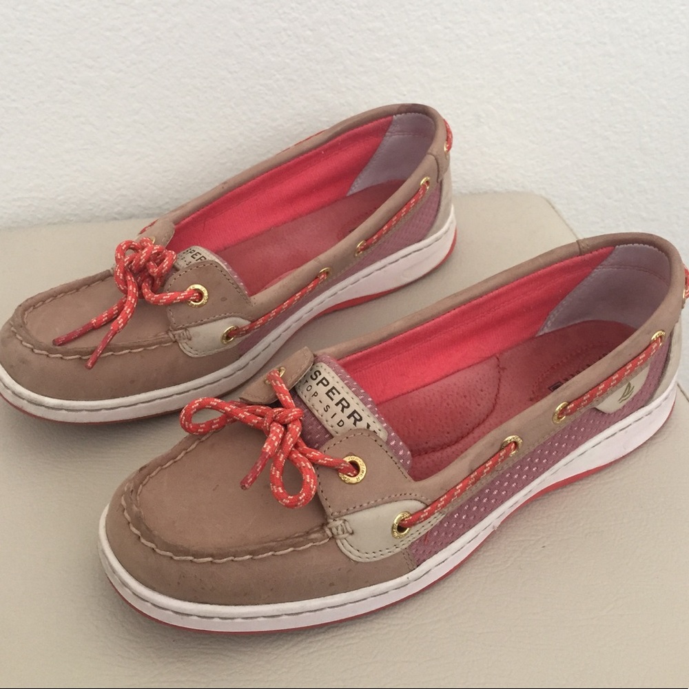 Coral & tan Sperrys