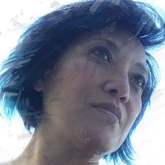 Meet your Posher, Vivienne - Picture 1 of 1