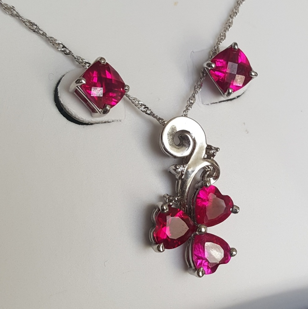 2.25ct 10k white gold ruby diamond necklace
