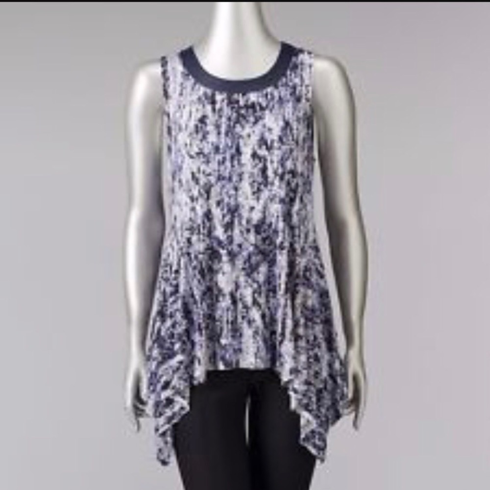 Vera Wang Tank
