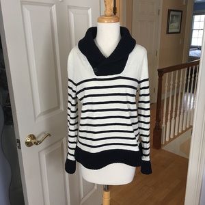 JCrew striped shirt with sweater trim size M