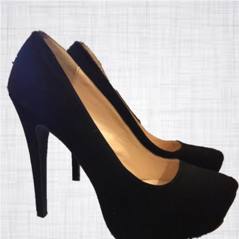 💙 Matte Black Stilettos