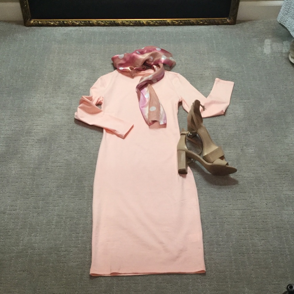 Pretty in pink body con dress