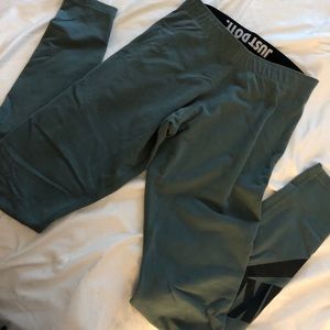 Nike leggings