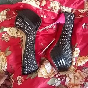 Shoes that fit your personality✨ Shoes that fit your personality✨