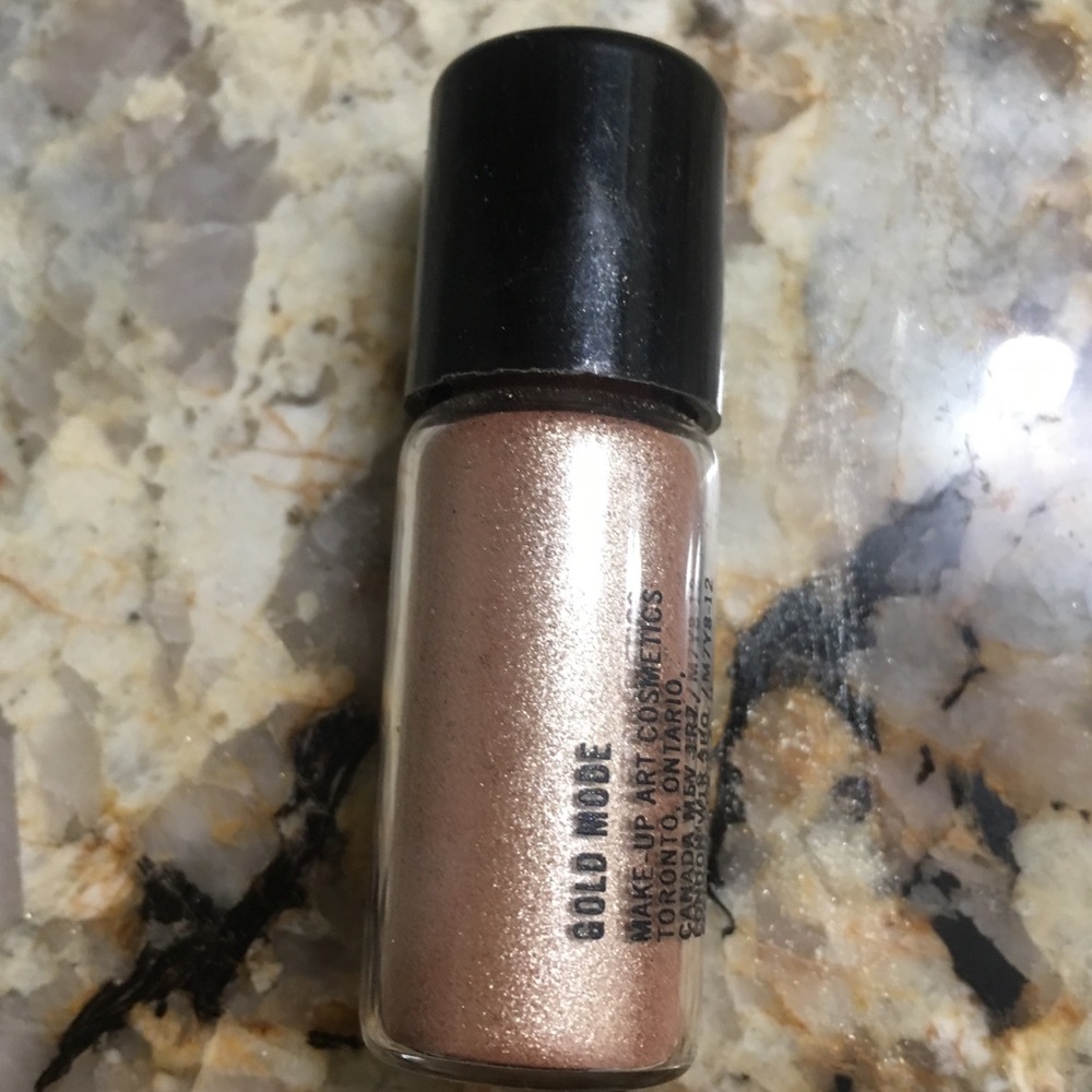 MAC Pigment Eyeshadows