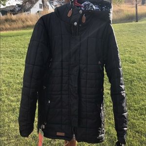 L1 Lita snowboard puffy