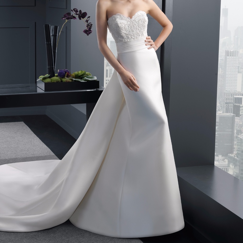 Rosa Clara Two 2016 Rick wedding dress size 8