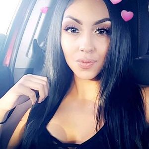 Meet your Posher, Hilda