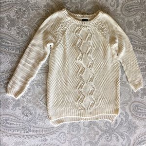 ADORABLE Cynthia Rowley 3/4 length cream sweater!!