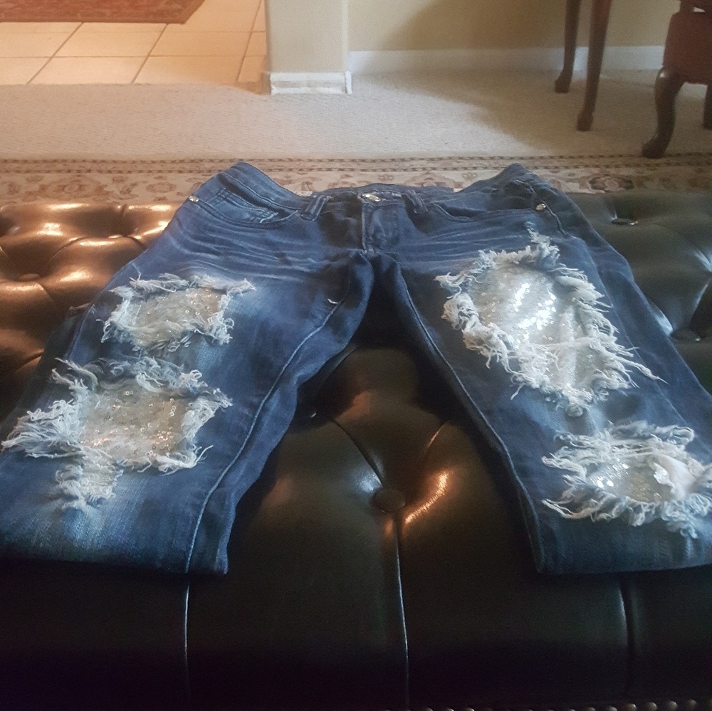 Machine Nouvelle Mode Distressed Jeans  inseam 31'
