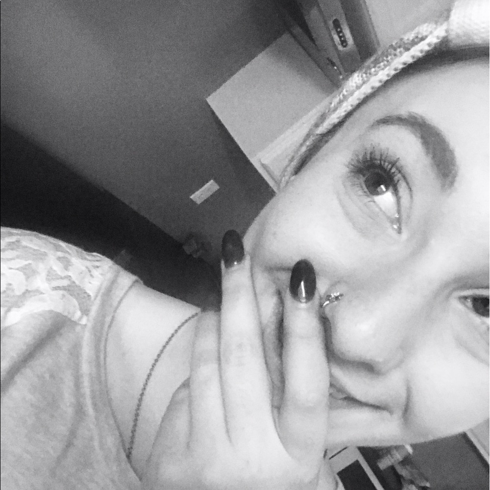 Meet your Posher, Carley