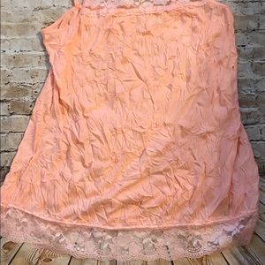 Maurice's layering lace and wrinkly cotton tank